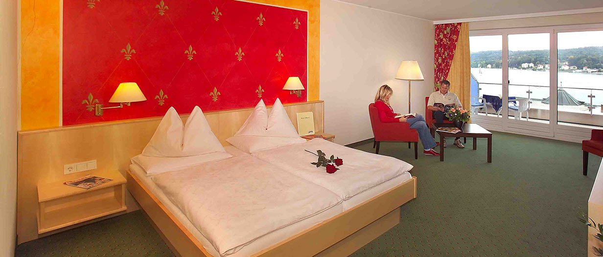 Doppelzimmer im Golfhotel und Seehotel Engstler in Velden am WÃ¶rthersee